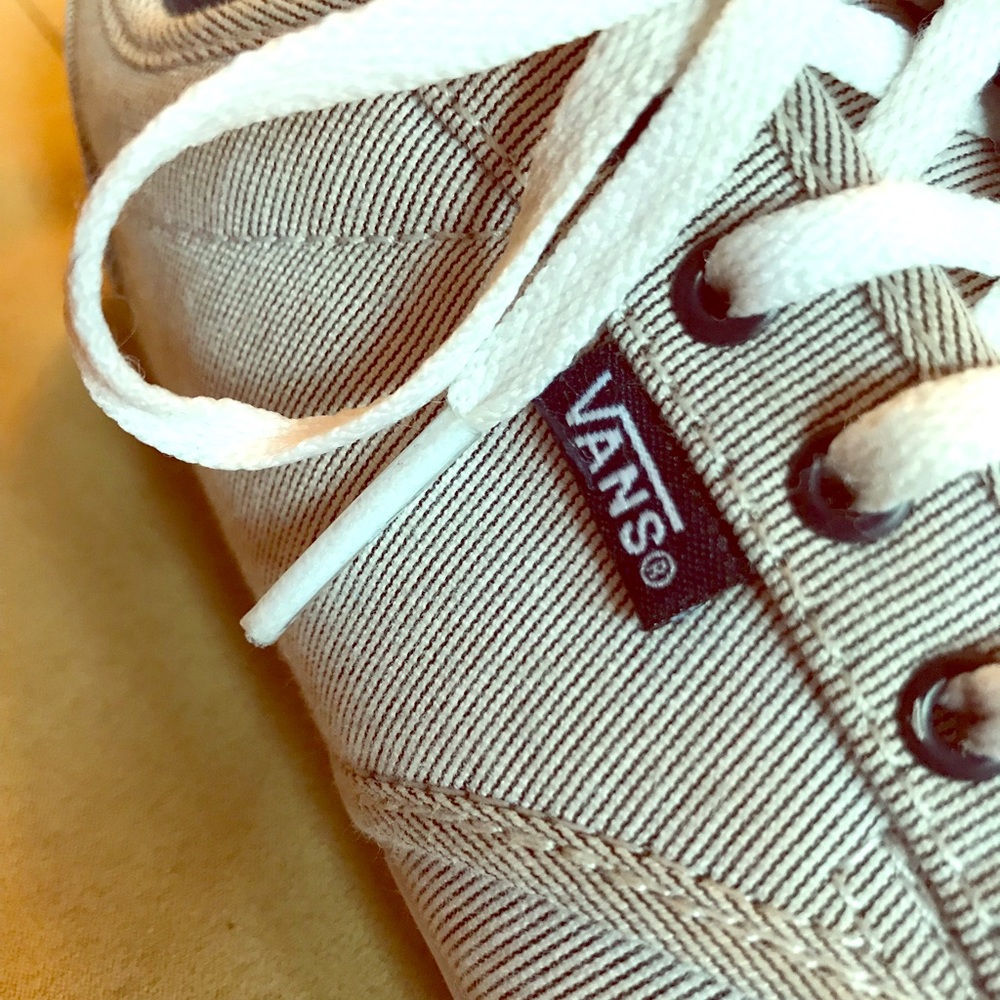 Vans - Picture 2 of 3